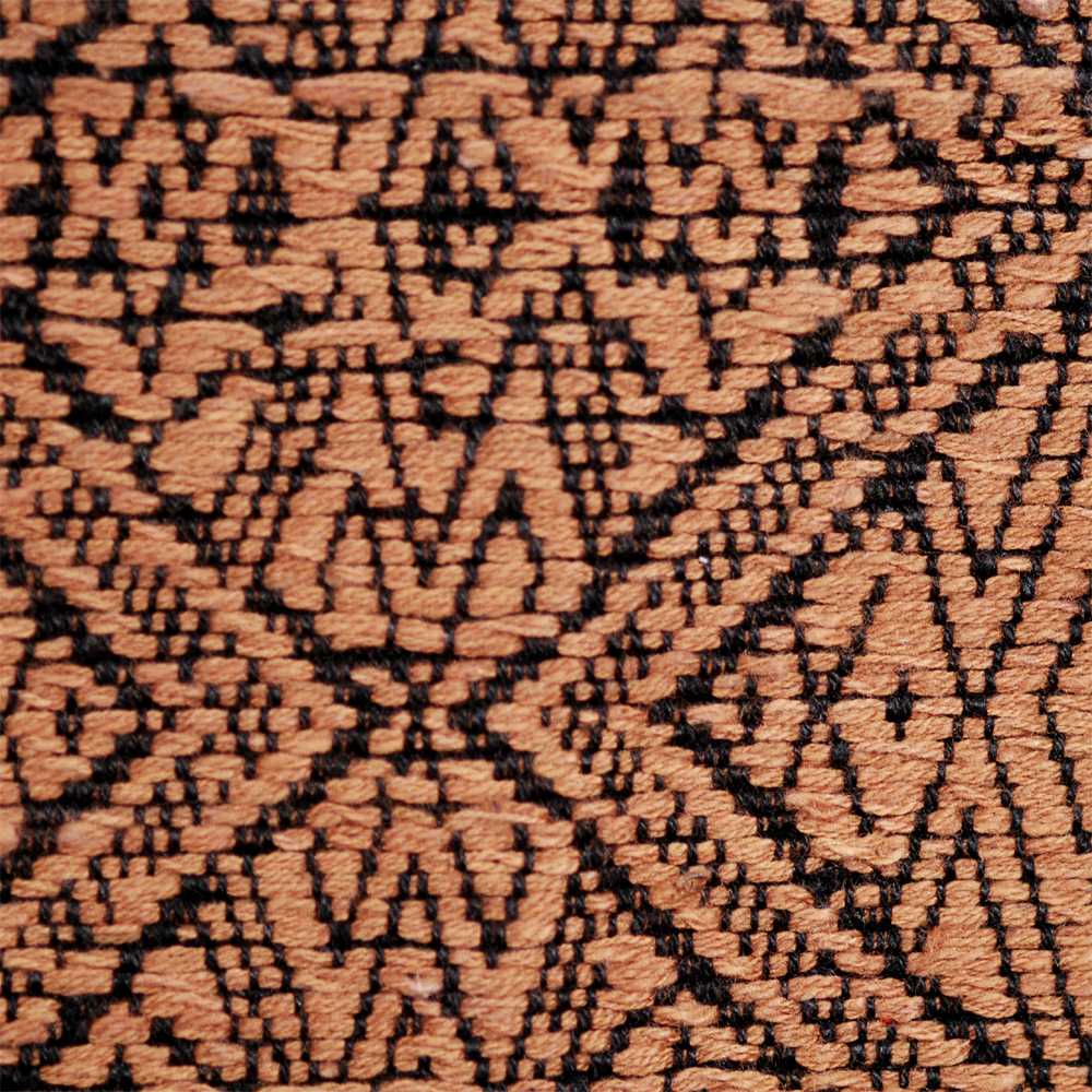 coperta-naga-rossa-e-nera