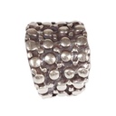 Anello sella con borchie