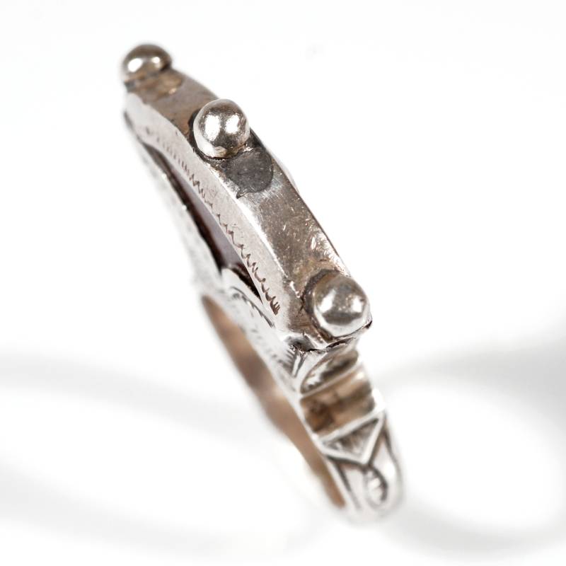 anello-tuaregh-argento-e-corniola